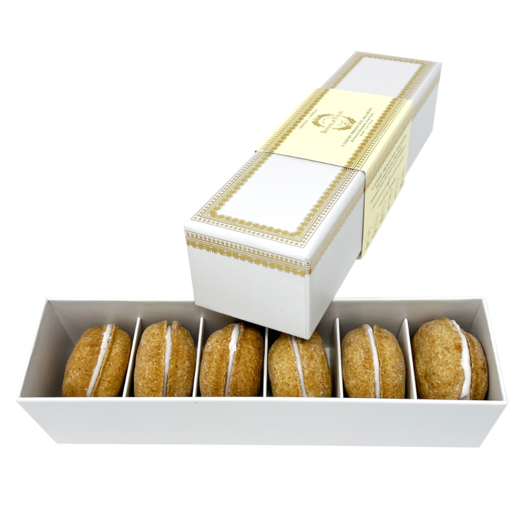 Самые роскошные аксессуары для домашних питомцев - «Новости ЦУМ»